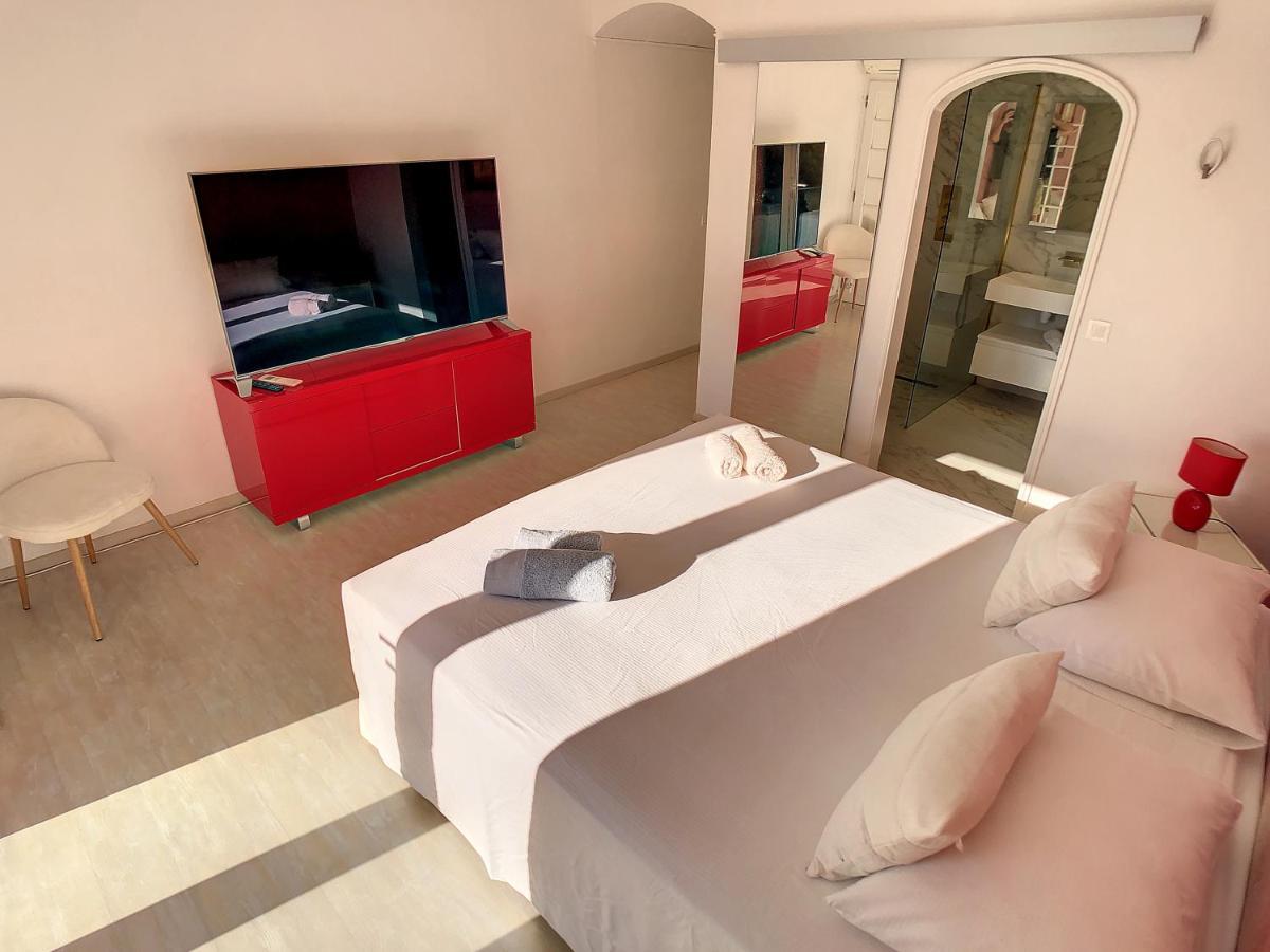 3 Bedrooms Villa Near Cannes - Pool & Jacuzzi - Sea View Mandelieu Zewnętrze zdjęcie