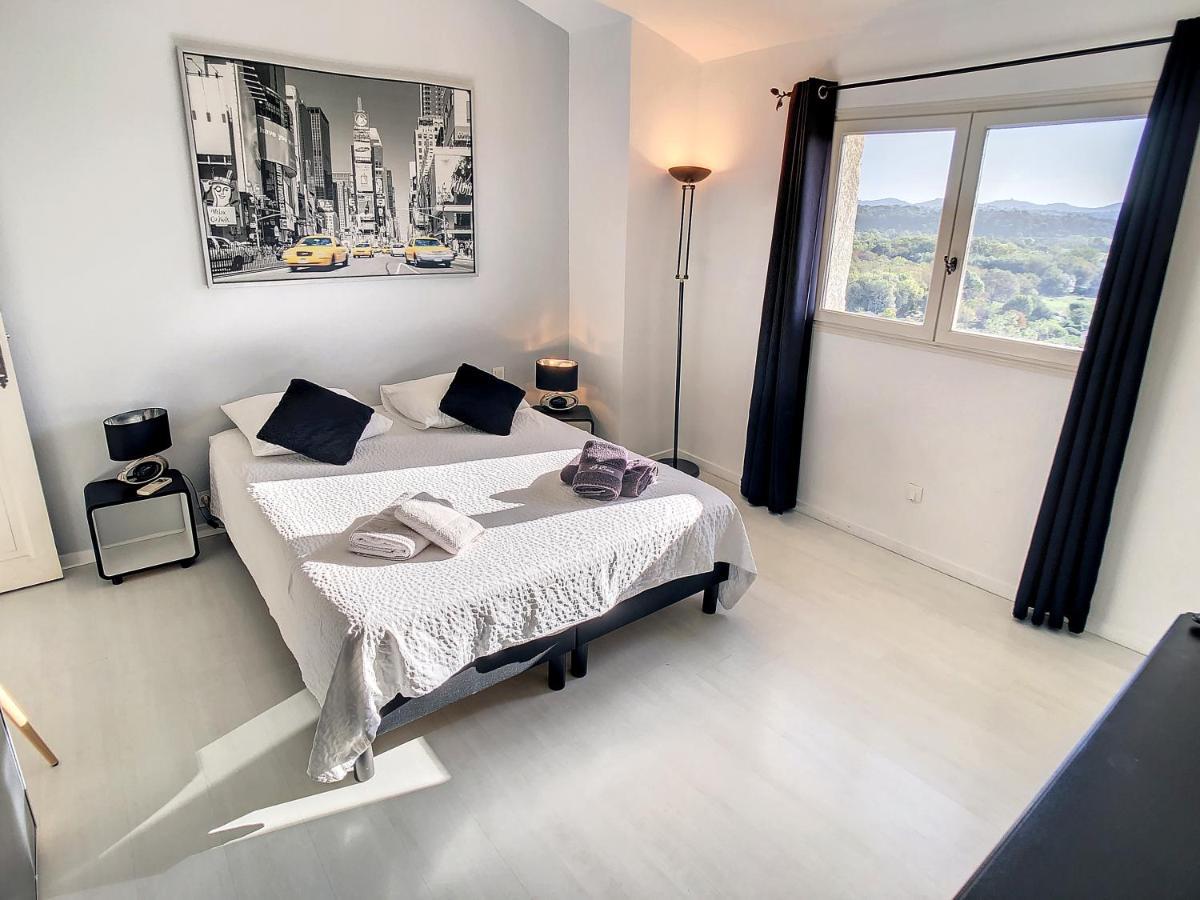 3 Bedrooms Villa Near Cannes - Pool & Jacuzzi - Sea View Mandelieu Zewnętrze zdjęcie